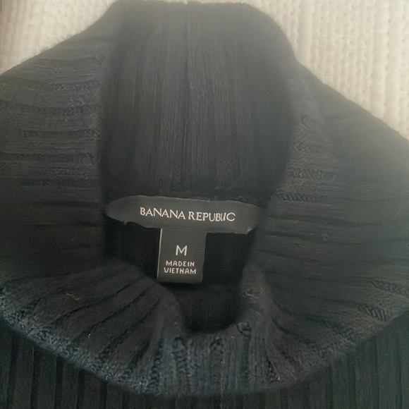 Banana Republic Ribbed Turtleneck Dress - Picture 7 of 9